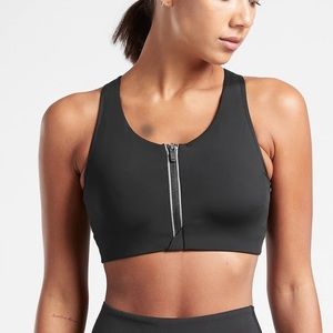 NWT athleta sports bra, size xs